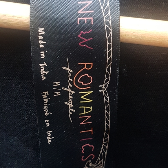 Free People New Romantics M oversize boho top - Picture 3 of 3